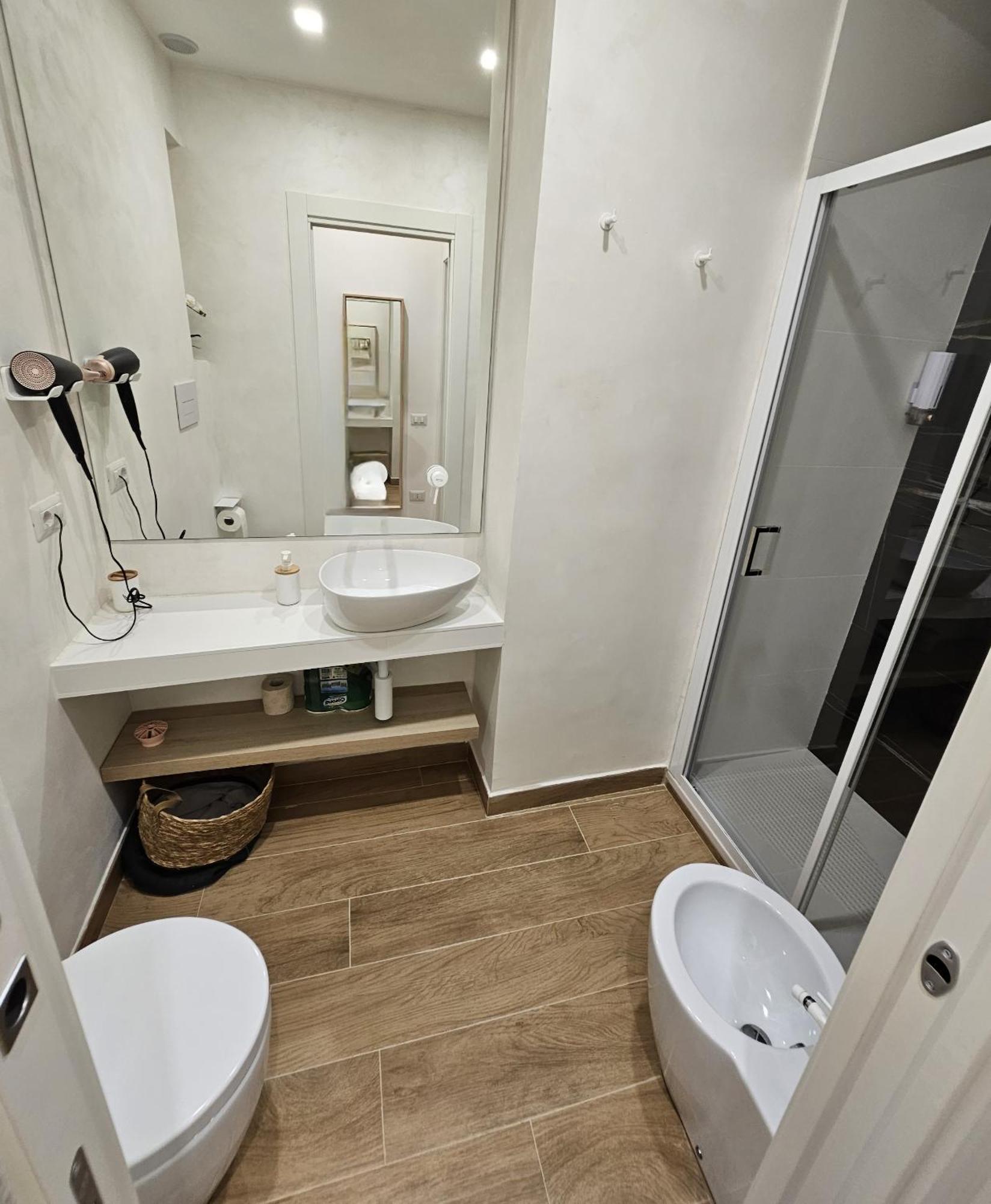 Palmhouse Salerno Con Jacuzzi Apartment Exterior photo